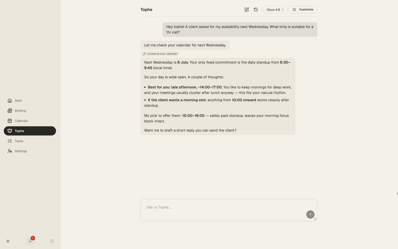A chat with Tophe, the built-in assistant, checking the calendar to suggest a meeting slot